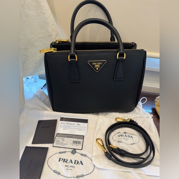 Prada Galleria Saffiano leather bag, Medium size - Picture 3 of 16